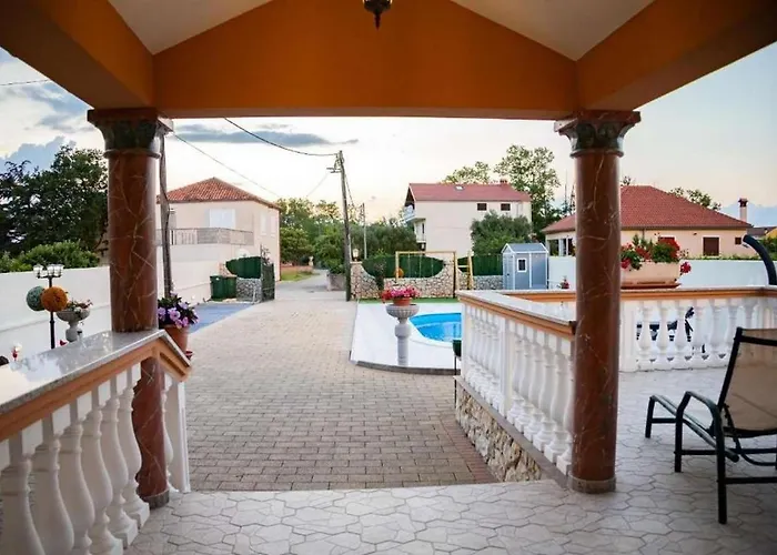 Family Friendly House With A Swimming Pool Zaton, Zadar - 21576 Nyaraló Nin